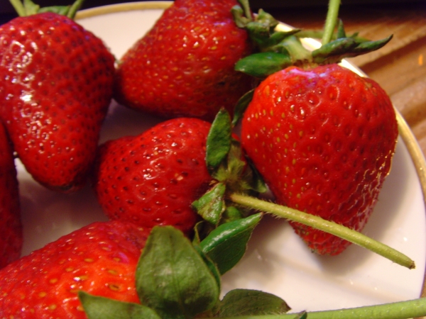 Creation of strawberries: Step 1